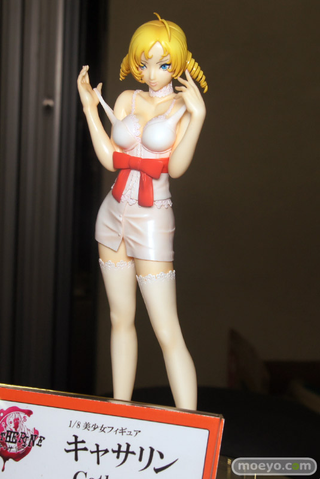 Illustration for article titled Catherine Returns in Figure Form, But Cannot Out-Sexy Her Former Self